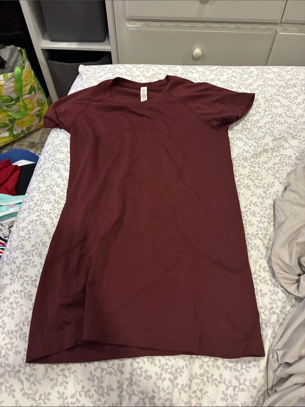 Maroon lululemon swiftly tech